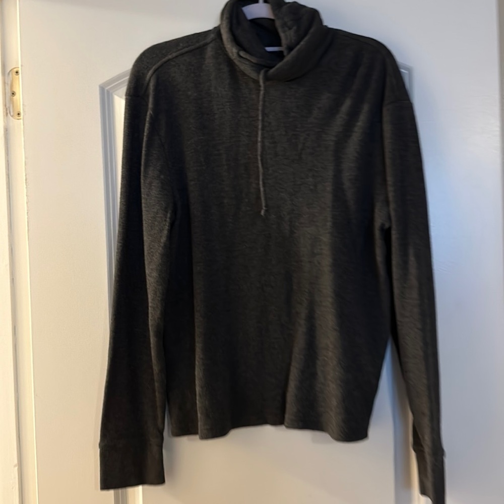 Express Long sleeve turtleneck